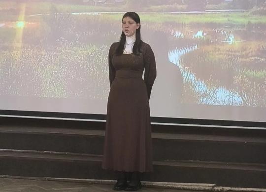 Студентка первого курса Надежда Исакова, приняла участие в Региональном конкурсе чтецов «Звучащее слово»