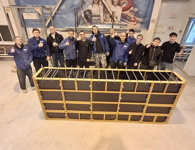 Будни практики: сборка опалубки в НАСК