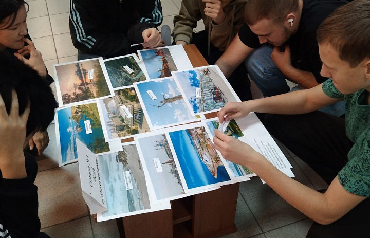 Центр истории развития Ленинского района им. Бакурова