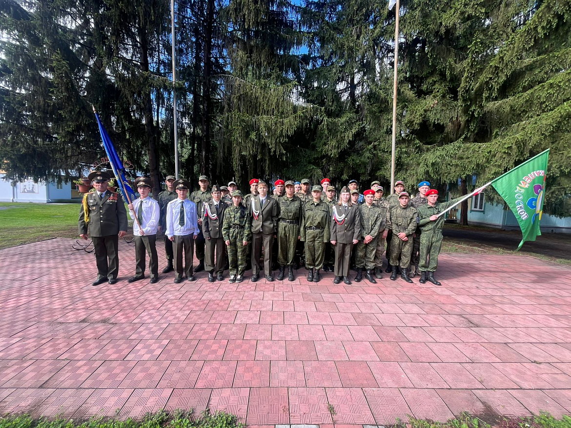 Традиционная летняя профильная патриотическая смена "Служу Отечеству".