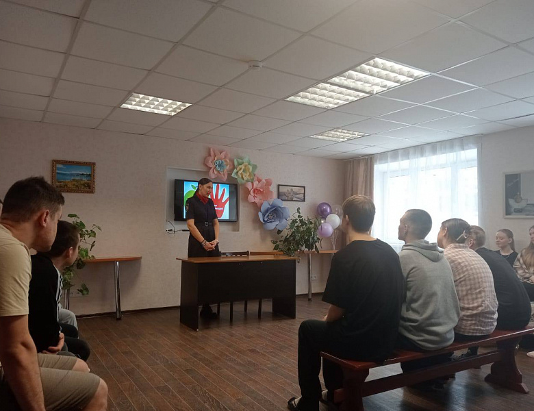 Профилактическая встреча студентов первого курса со   специалистом Управления по контролю за оборотом наркотиков ГУ МВД России по Новосибирской области