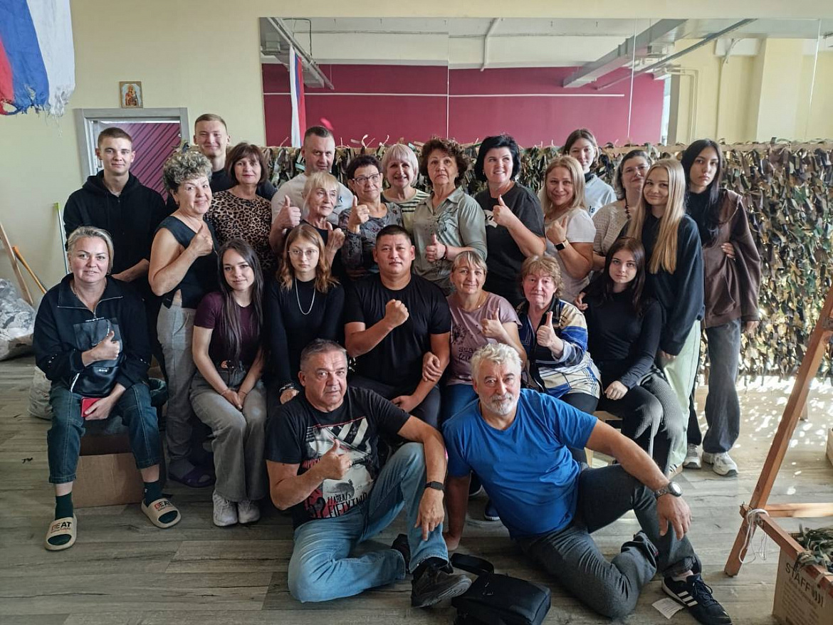 В новом учебном году мы продолжаем активную помощь в работе Фонда СвоихНебросаем