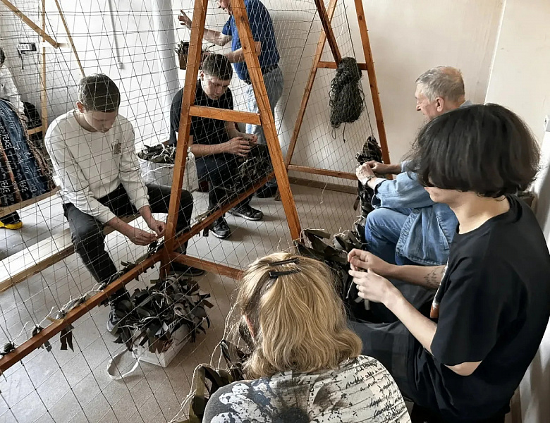 Тепло наших сердец — защитникам! 18/2 группа делом доказала, что своих не бросаем!