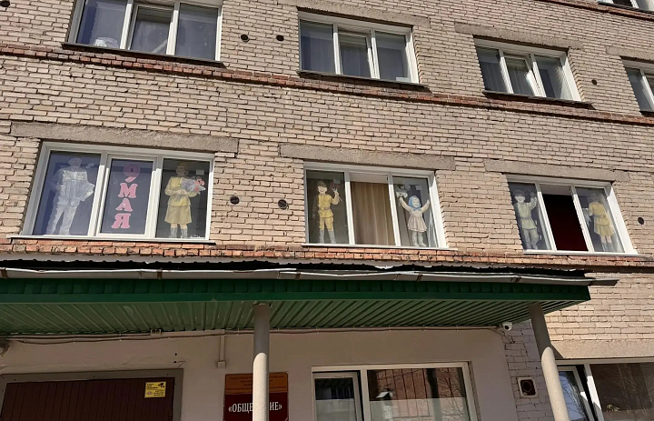 Новосибирский архитектурно-строительный колледж присоединился к акции «Окна Победы»