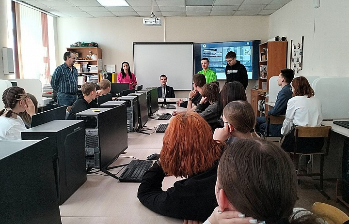 Традиционная встреча «Студенты и школьники: навстречу друг другу»