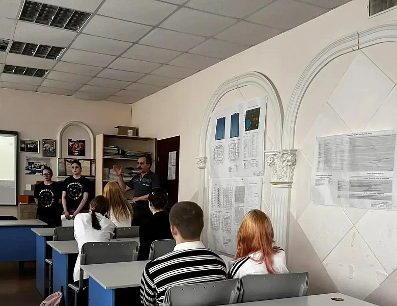 «Строитель будущего»- классный час о будущем и возможностях в НАСК!