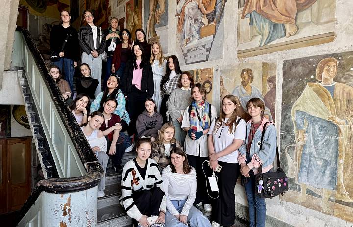 Профессиональная неделя «Дизайн» преподаватели ПЦК «Архитектуры и Дизайна» с группами 12 и 21к посетили Новосибирский государственный университет архитектуры, дизайна и искусств имени А.Д. Крячкова.